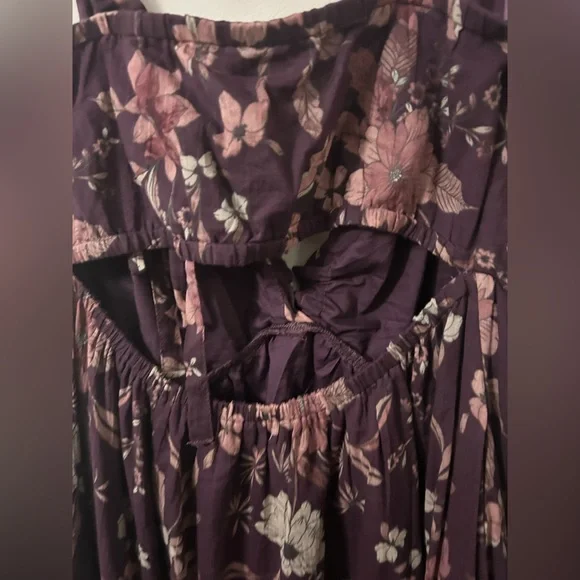 Torrid Festi Halter Bow Maxi Dress - Picture 6 of 7